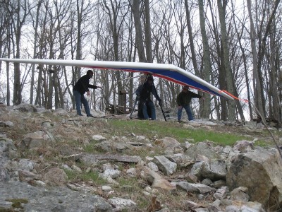 Randy and Larry on wirecrew.  Winds 10-12 mph.