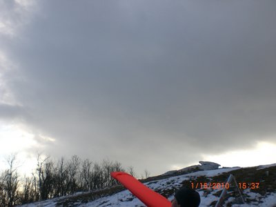 Wave cloud in phase with and directly above Tuscarora Mountain.