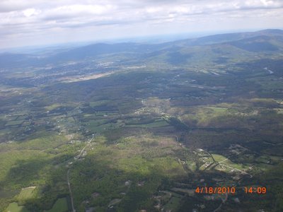 The Front Royal Airport is at the upper right, near the river.