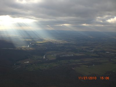 Sunbeams illuminating the valley in front of Short Mountain.